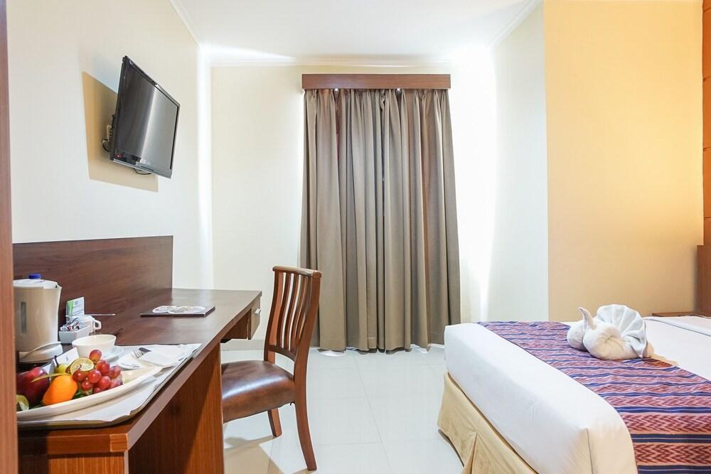 Aerotel Smile Losari Hotel Makassar